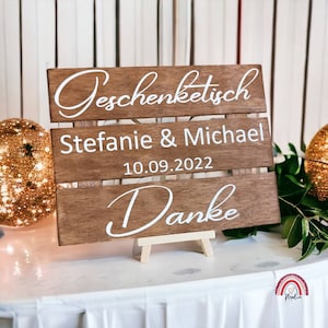 Geschenketisch Holzschild Hochzeitsdeko personalisiert