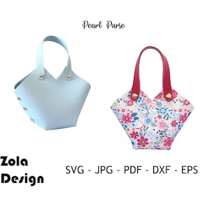 Op de afbeelding: Twee kleine handtassen, een lichtblauwe en een met een bloemenprint. De bloemenhandtas heeft een roze handvat en gouden accenten. De tekst "Pearl Purse" staat boven de handtassen en "Zola Design" eronder. De tekst "SVG - JPG - PDF - DXF - EPS" staat ook onder de handtassen.