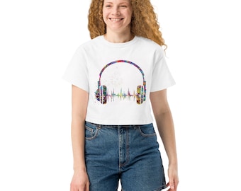 Unicorn colors crop top, headphones
