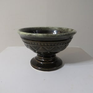 Vintage Marked Hulluso Green Pedestal Pottery Bowl