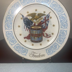 Piatto regalo vintage Avon Freedom Collectors