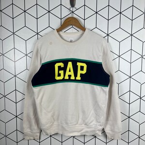 Gap sweatshirt crewneck big logo spell out streetwear