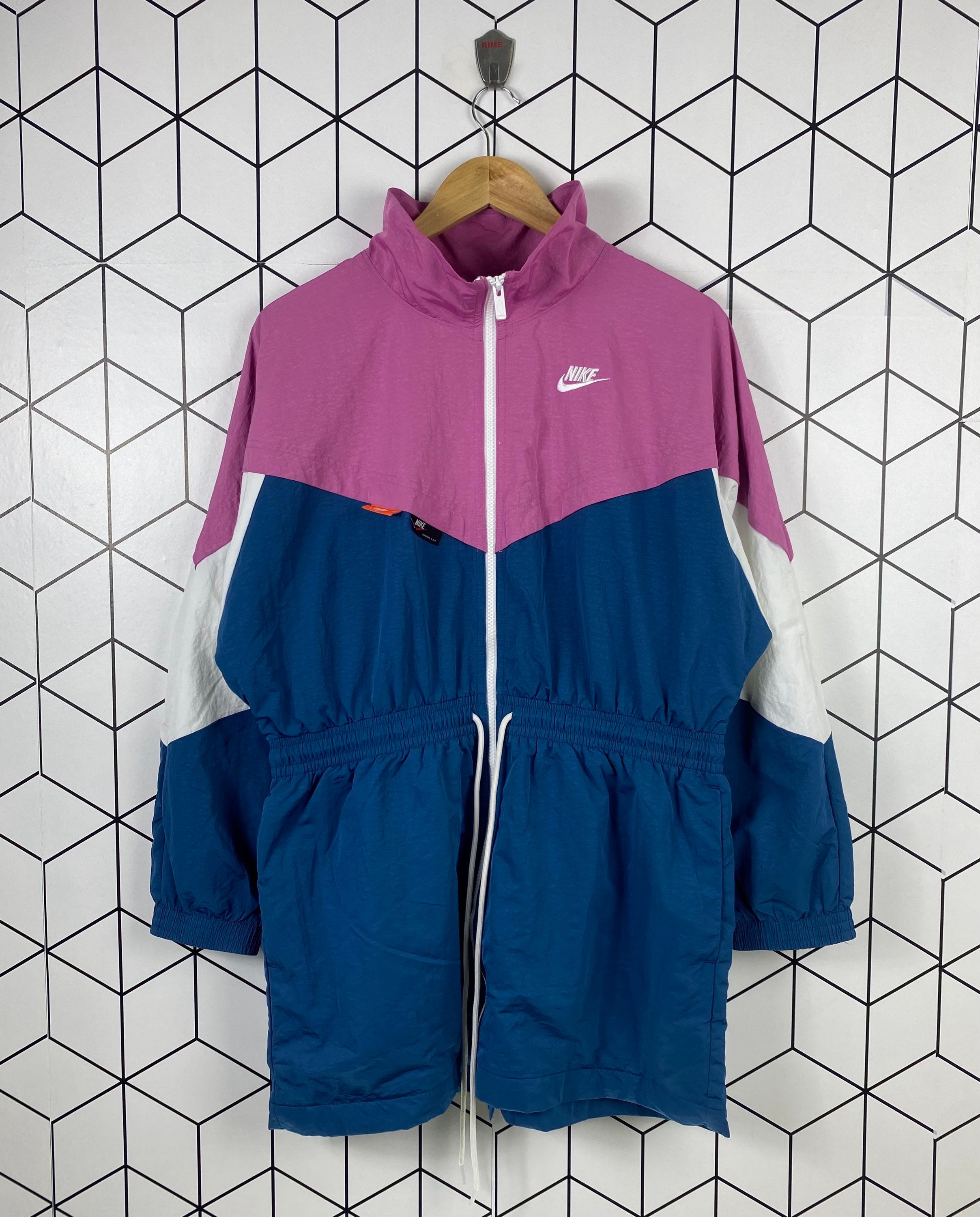 Nike windbreaker pink white and blue new arrivals
