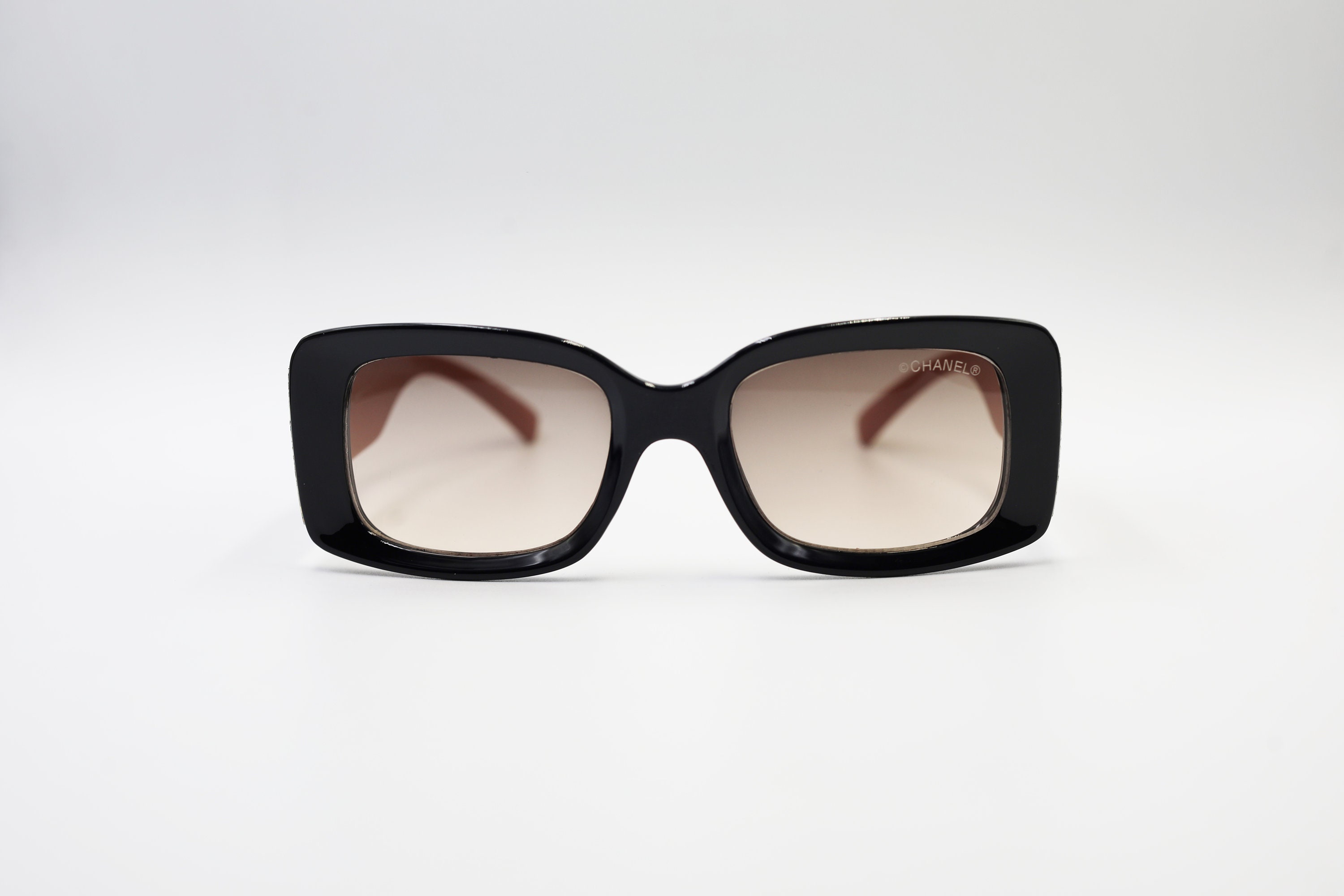 Vintage 1990s CHANEL 4125 Sunglasses