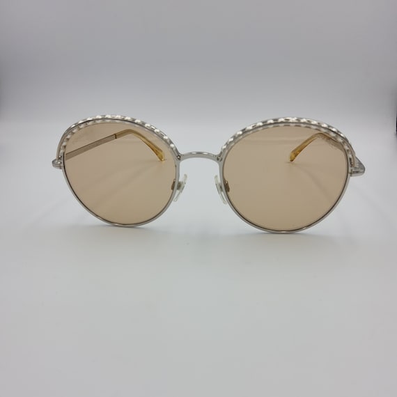 Metal Frame With Pearl Detail 90s CHANEL Sunglasses 