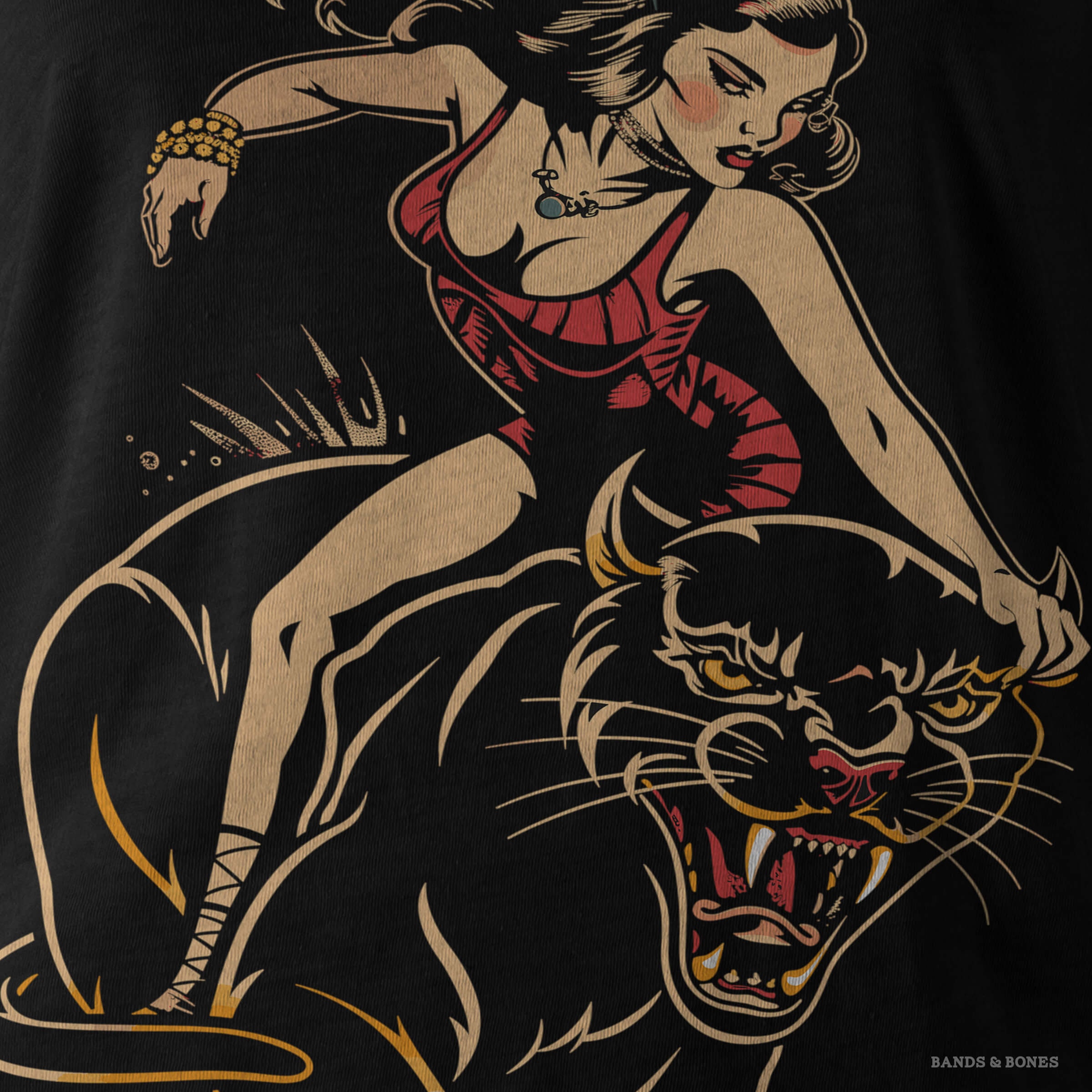 Chase The Beast Tee - Vintage Black