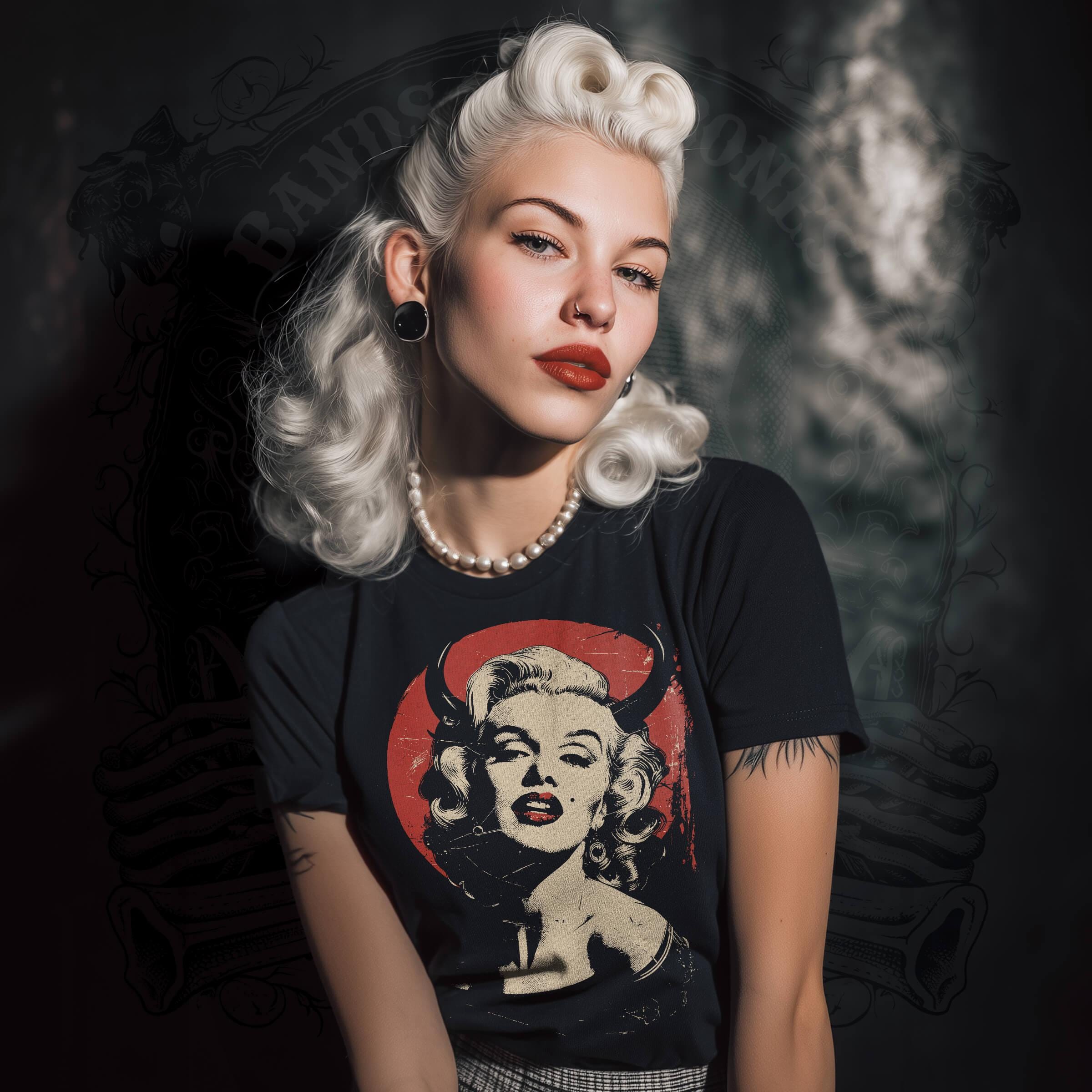 Marilyn monroe bubble gum tee - Etsy México