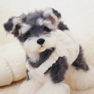 Handgemachte Schnauzer Puppe, Sammlerstück, Kunstpuppe, Realistisches Hundespielzeug, weicher Plüsch, Wohnkultur, Geschenk für Hundeliebhaber, posierbare Puppe