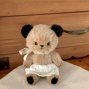 Handmade Miniature Teddy Bear Plush, Fully Jointed Art Doll, Soft Plush, Gift for Bear Lovers, Poseable Doll, BJD/Blythe Companion