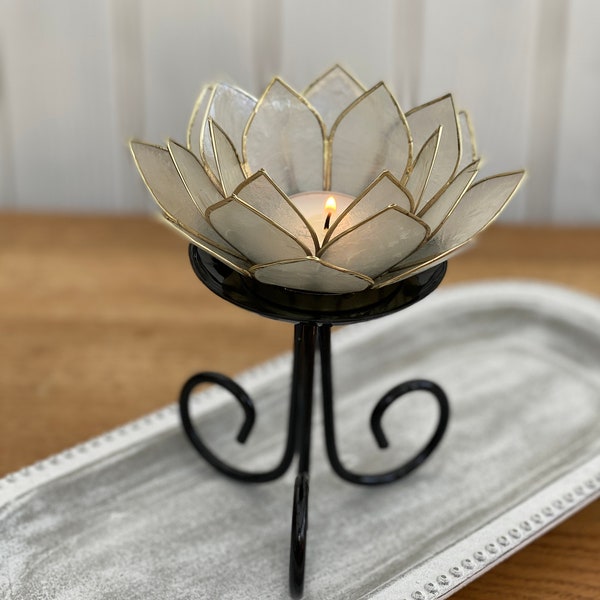 Capiz Shell Lotus Flower T-Light Holder Pearl / Capiz Shell /Lotus Flower/ T-Light