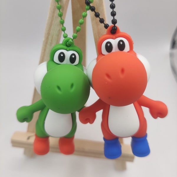 Yoshi keychain in green, red, blue or pink