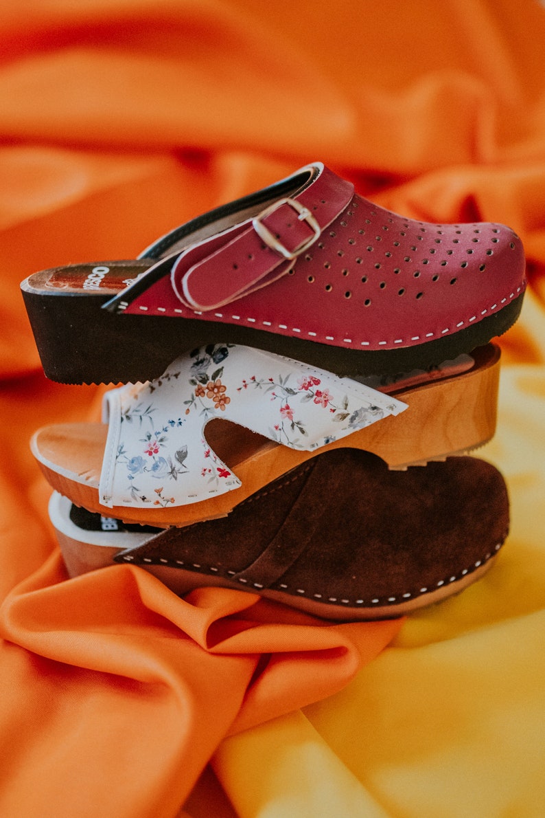 Handmade Pink Leather Clogs – Perforated Swedish Mules, EU 35-42 - Etsy