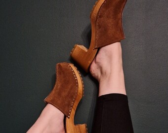 High heel Swedish wooden clogs of natural brown tobacco suede leather with closed toe uppers on high heels for women