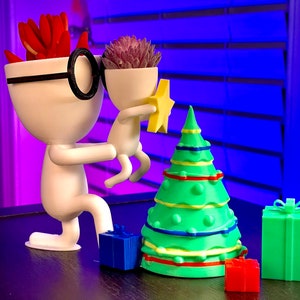 Christmas Tree Succulent Planter: Bioplastic People Planter