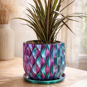 Geometric Wave Planter – 3D Printed Modern Plant Pot with Drainage Tray | Small 3”, Medium 4”, Large 5”, XL 6” | Color-Shifting Gradient