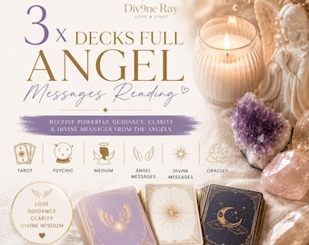 Op de afbeelding: Drie kaartendecks met hemelse ontwerpen, waaronder een lichtpaars deck met vleugels, een crèmekleurig deck met een sterrenbeeld en een donkerblauw deck met een maan. De afbeelding bevat de tekst 3 X DECKS FULL ANGEL Messages Reading, een brandende kaars, een engelfiguur en kristallen.