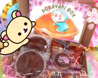 Asiatische Snackbox - japanische Dorayaki Süßigkeiten - japanisches Waxashi - Dorayaki Pfannkuchen - Kirschblüten japanisches traditionelles Anime Essen