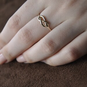 Knotted 14K Solid Gold Eternity Ring, Gold Loop Ring, Delicate Knot Ring for Mothers, Stackable Infinity Ring For Her, Gold Statement Ring