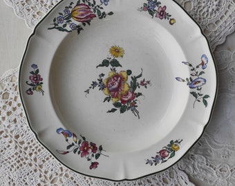 Grand plat rond Villeroy & boch modèle "Vieux strasbourg".