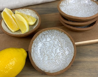 Pottery Mini Bowls | Willow 9th Anniversary Gift | Cooking Pinch Bowls for Spice, Sauce and Dipping | Useful Home Gift for Husband & Wife