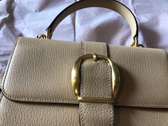 Swivel open light tan Gucci handbag, vintage 90’s… - image 2