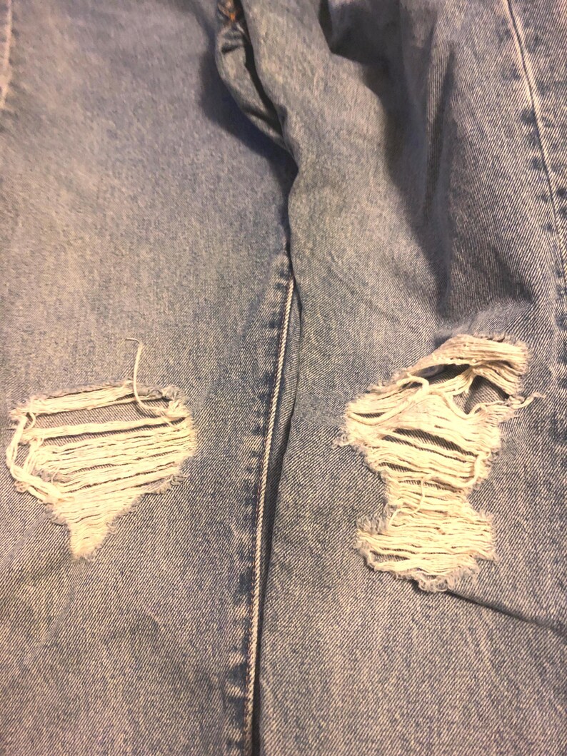 Rock & Republic, Diesel jeans, Levi’s, plus t-shirts (eg., All Saints, Vibramate) graphic rocker style street wear, in a six-piece+ bundle! image 15