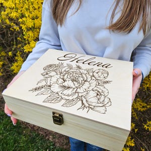 Personalized Wooden Keepsake Box with Peony Engraving, Custom Name Memory Box Gift for Her Wedding, Birthday, Anniversary, Bridesmaid Gift