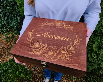 Personalized Wooden Keepsake Box - Floral Engraved Memory Box with Custom Name - Gift for Her, Wedding, Anniversary, Baby Keepsakes