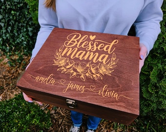 Personalized Blessed Mama Keepsake Box, Custom Engraved Wooden Box with Kids' Names & Floral Design Gift for Mother’s Day, Birthday, New Mom