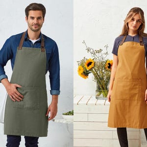 Tablier à bavette Brodé Personnalisé, Coton Bio, Tablier Cuisine Personnalisé, cadeau pour elle, cadeau pour lui