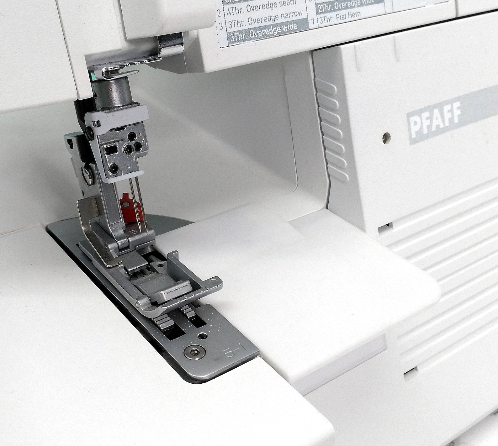 PFAFF Power Table Coverlock 4850/4852/4862/4872/4874 2992499381120