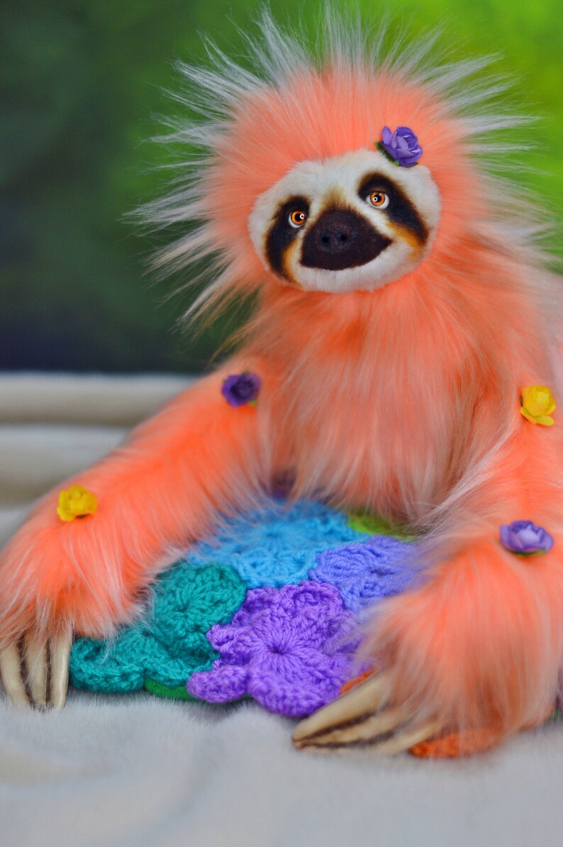 How poseable plush sloth looks – demonstration of finished soft toy
