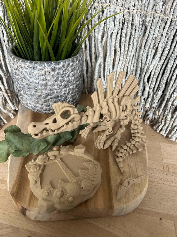 20 cm Spinosaurus - Articulated Dinosaur Fidget Toy