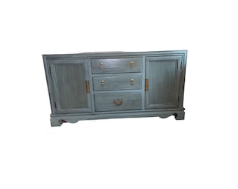 Vintage Refinished Mid Century Modern Bassett Dresser/credenza