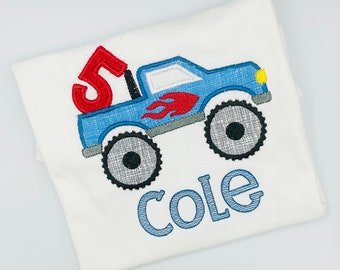 5. Geburtstag Monster Truck besticktes T-Shirt, personalisiert