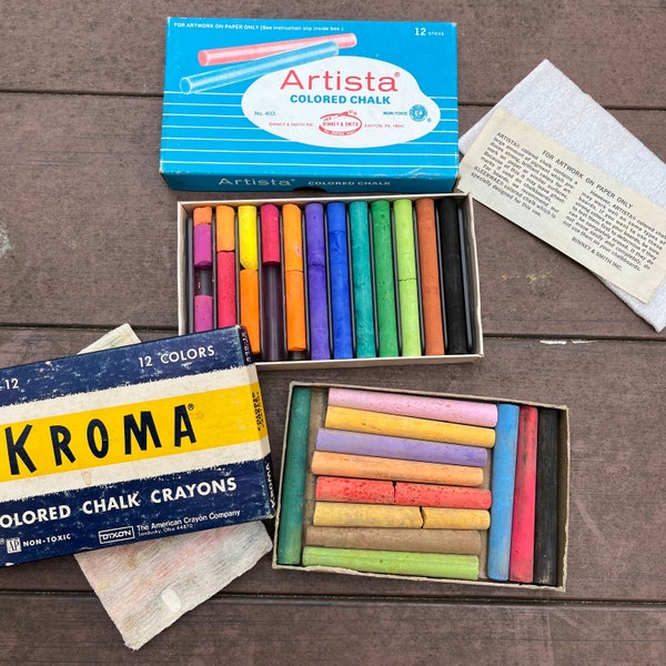 Set of 2 boxes of vintage colored chalk - Kroma and Artista - for artwork on paper only