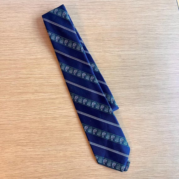 Vintage Smithsonian Institution "Computer Tie" fe… - image 2
