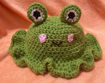 Crochet Frog Bucket Hat