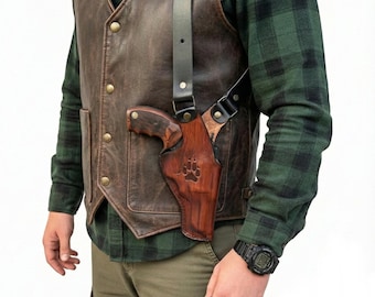 Leather Shoulder Holster Fits Ruger GP100 and SP101 - Paw Pattern