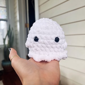 Stuffed Crochet Halloween Ghost Decor