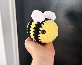 Crochet Bumble Bee Plushie