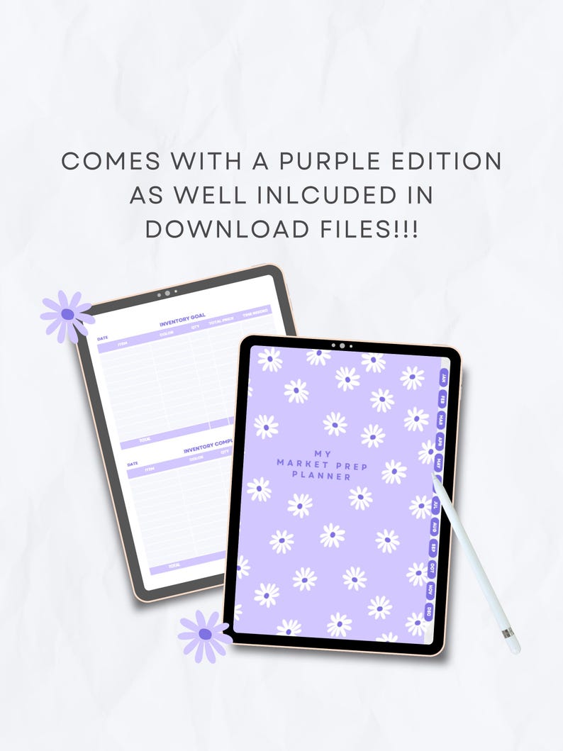 Op de afbeelding: Twee tablets met een digitale planner met een lichtpaarse kaft met een wit madeliefjespatroon en de tekst MY MARKET PREP PLANNER. Het scherm toont een inventarisatiesjabloon en maandelijkse tabbladen. Een witte stylus ligt naast de tablets.