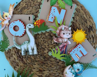 Faixa de aniversário de dinossauro, decoração fofa para festa de dinossauro, faixa de aniversário com tema de dinossauro, decoração para festa na selva, faixa para festa de dinossauro, aniversário infantil