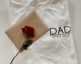 DAD | PAPA | VATER | T-Shirt | mit Namen | Personalisiert | Vatertag | Geschenk | Handmade