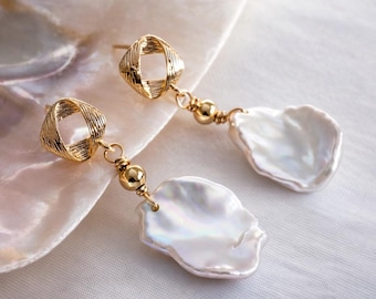 Pendientes Keshi de perlas, plata de ley chapada en oro de 14 quilates, joyería nupcial minimalista.