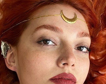 Sailor Moon tiara, crescent moon tiara, moon tiara, moon circlet, crerscent moon circlet, moon crown, witch headpiece, elven crown