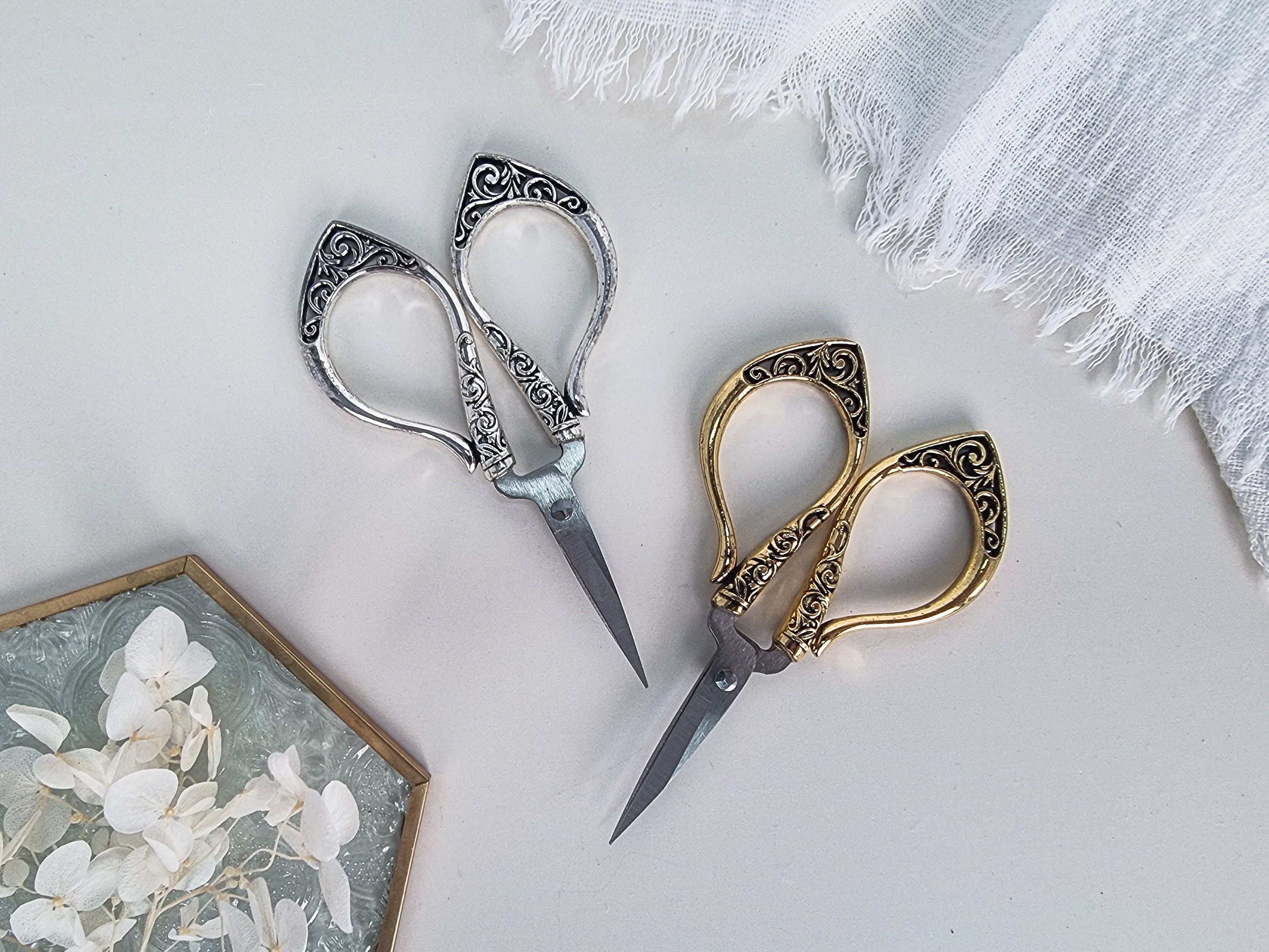 Floral Embroidery Thread Scissors for Crafting | Vintage Ripple Handle ...