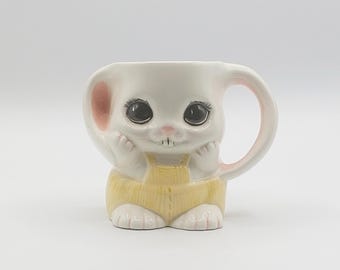 Vintage big eyed bunny rabbit shaped mug