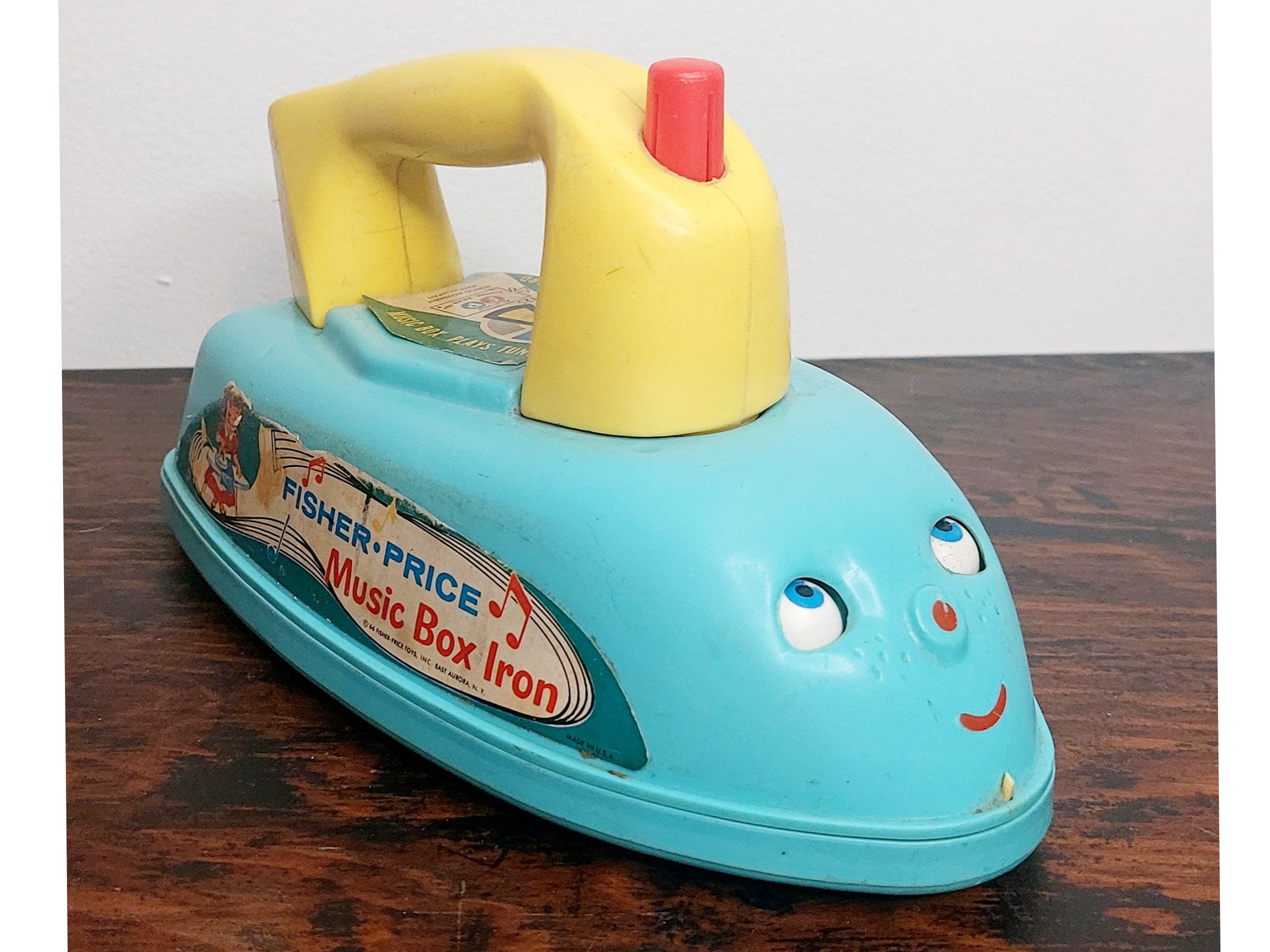 Vintage 1966 Fisher Price Music Box Iron Pull Toy 125, Rolling