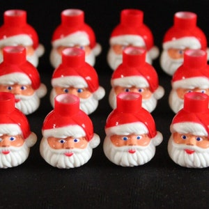 Vintage Mini Santa Head Light Covers , NEW in package, 20 Snap On Plastic Blow Mold Santa Heads